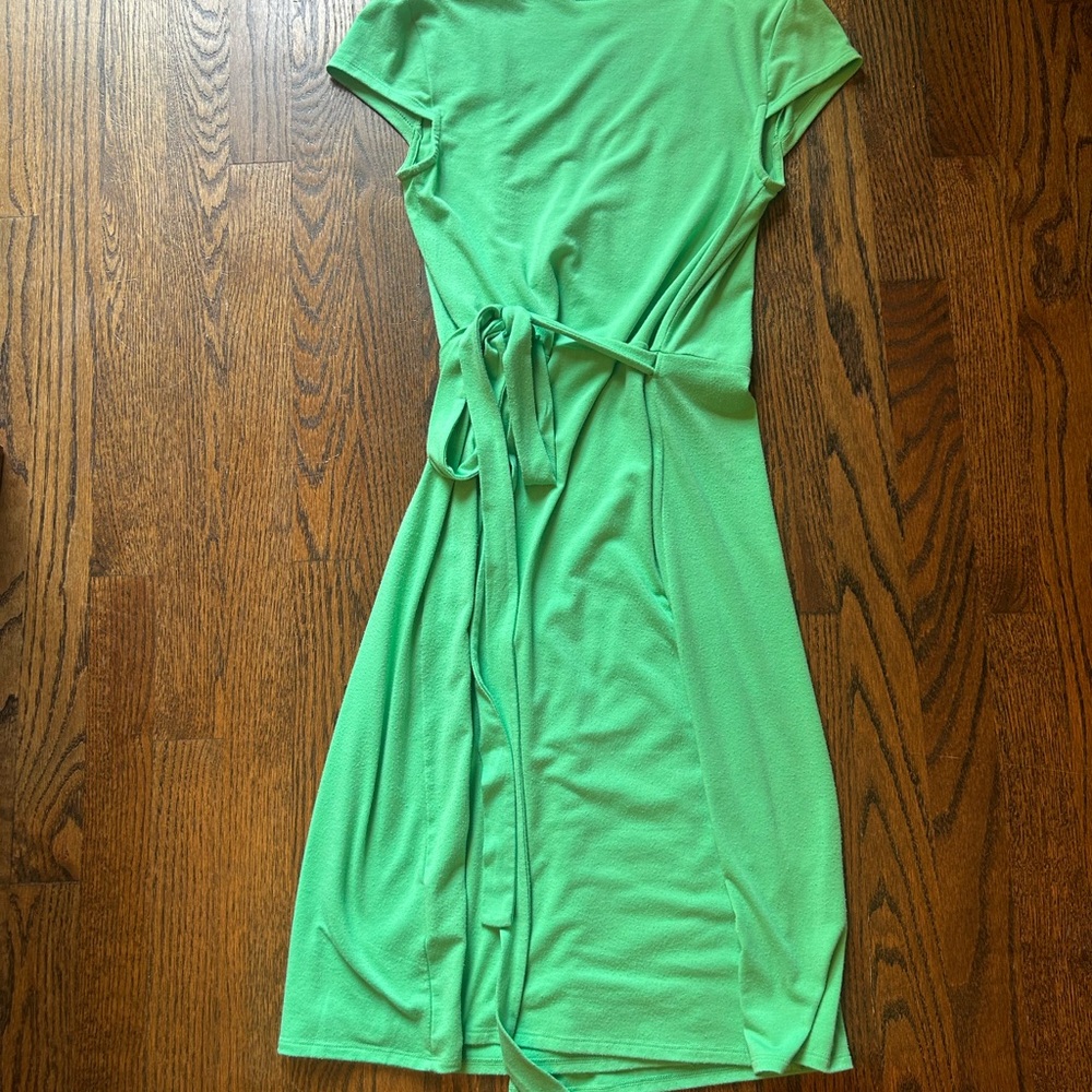 Green Wrap Dress - Picture 5 of 5